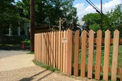 #4 Cedar Saw Point Picket Fence