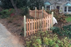 #20 Cedar Picket Fence with Dip