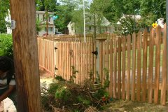 #16 Cedar Saw Point Picket Gate